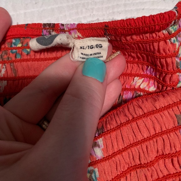 Roxy Juniors Red Flower Skirt - Picture 5 of 7